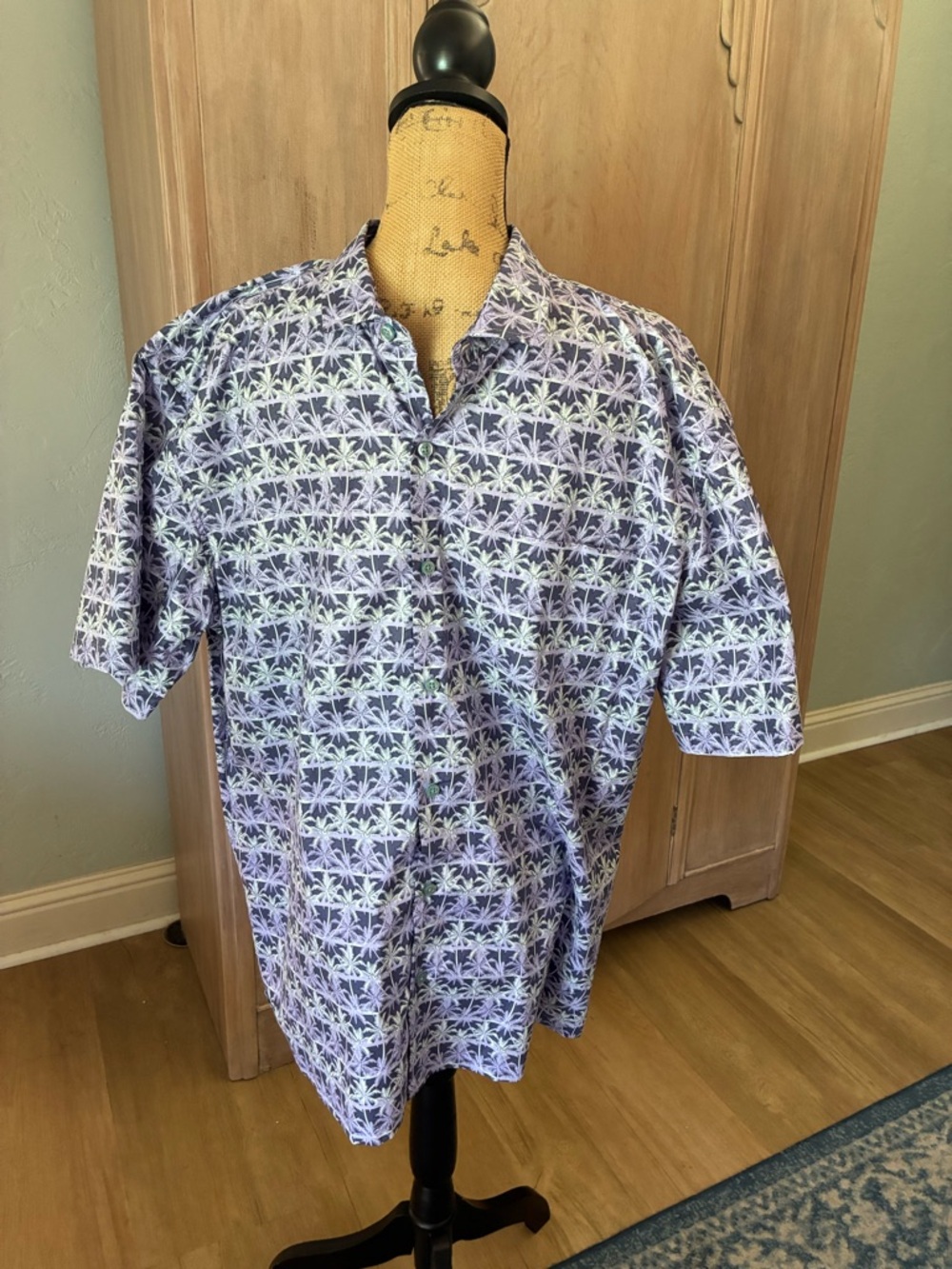 Tommy Bahama  Cotton Lawn Hawaiian Shirt XL